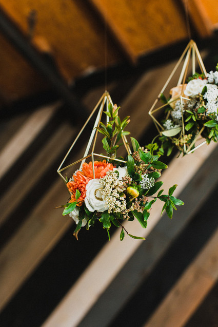 Retro wedding florals