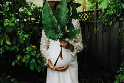 Amanda Watters lifestyle maternity photos