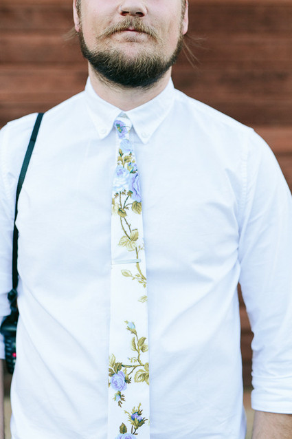 Floral tie