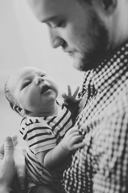 black and white newborn photos