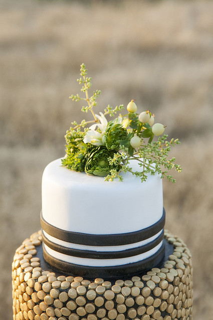 Modern retro wedding inspiration Inspiration