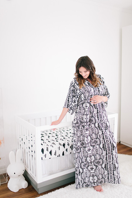 glamorous maternity photos of Catherine