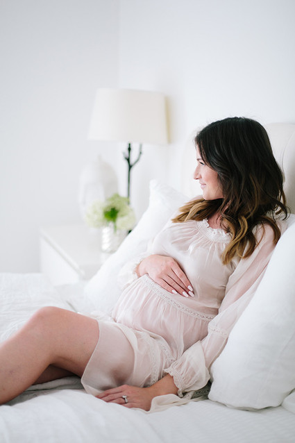 glamorous maternity photos of Catherine