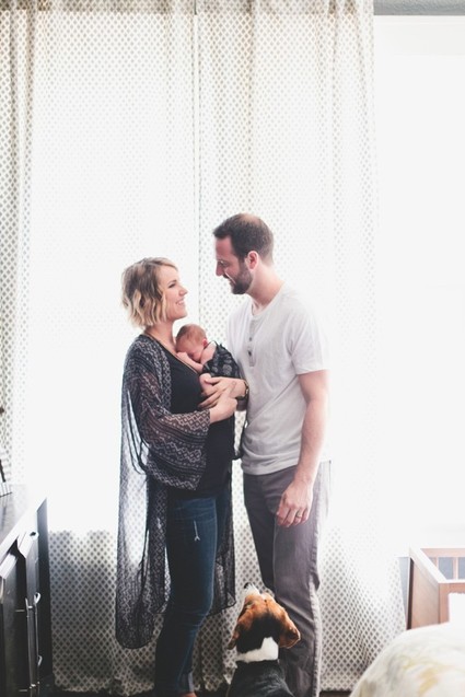 lifestyle newborn photos