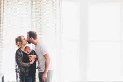 lifestyle newborn photos