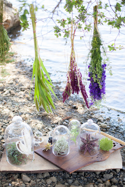 Bell jar decor
