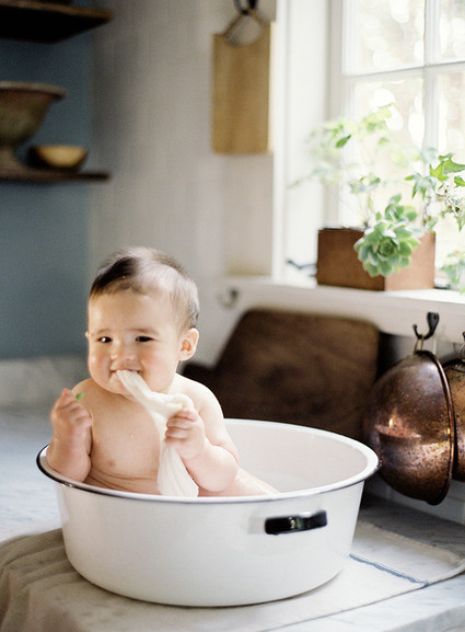 baby portrait in bath Inspiration