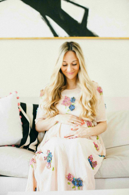 Spring maternity photos