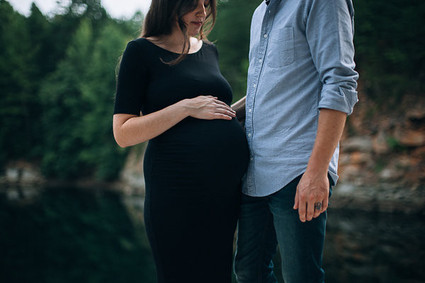 rock quarry maternity photos