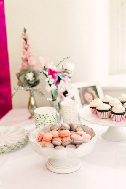 pink dessert table
