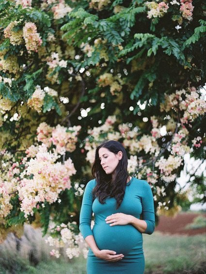 kauai maternity photos