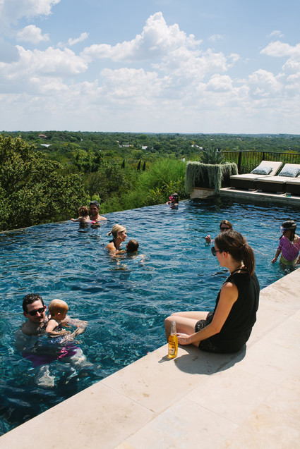 pool party