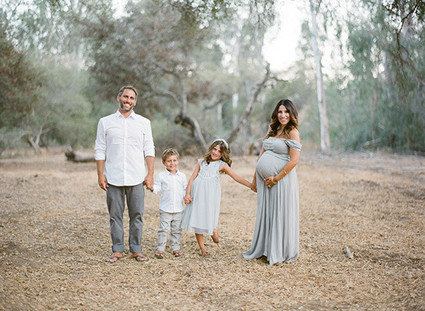 Family maternity photos in San Diego