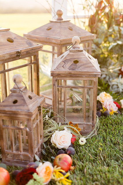 Fall wedding decor