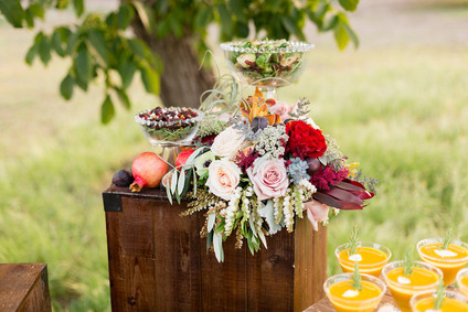 Fall wedding florals