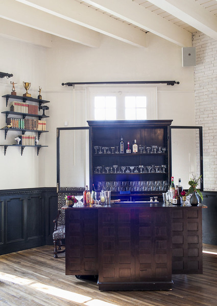 Wedding bar