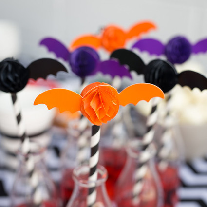 black and white halloween ideas