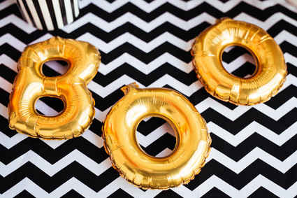 black and white halloween ideas