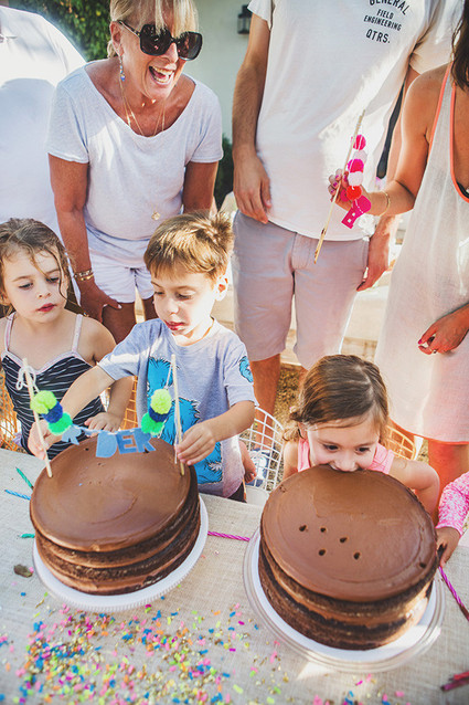 twin birthday party cakes