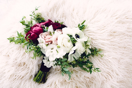 Winter bridal bouquet