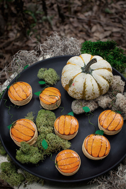 Pumpkin macarons