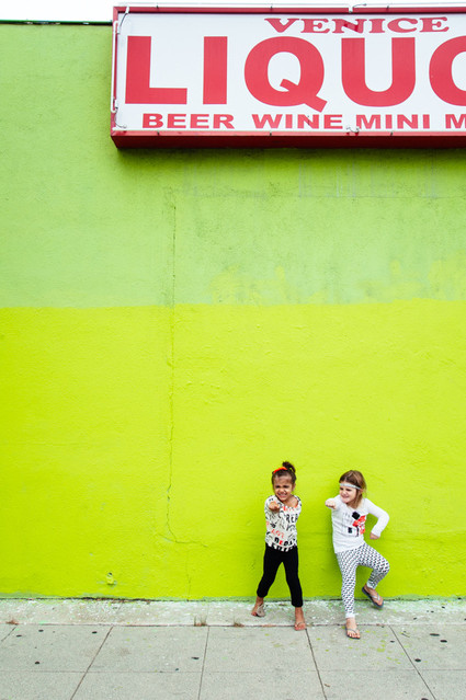 bright urban kids portraits