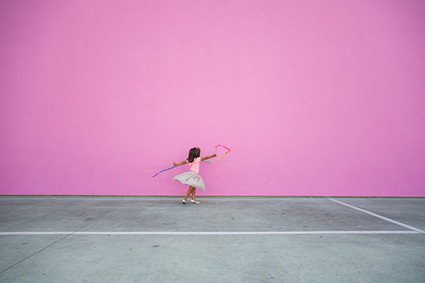 bright urban kids portraits