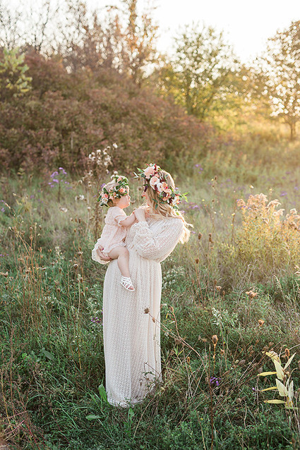 Mother and child maternity photos
