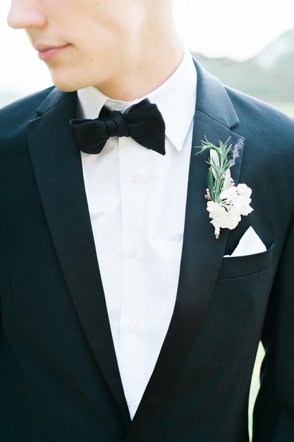 Groom boutonnière