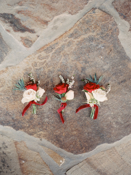Groom's boutonnieres