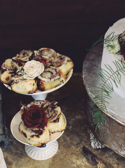 Cinnamon roll dessert