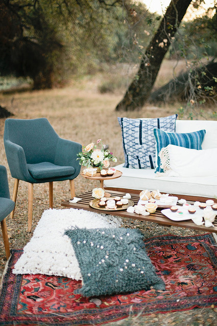 Bohemian friendsgiving inspiration