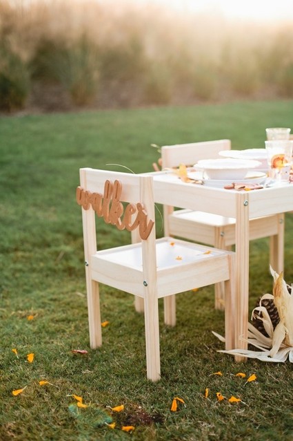 Kids thanksgiving table