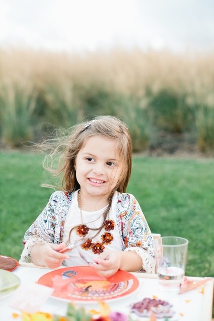 Kids thanksgiving table