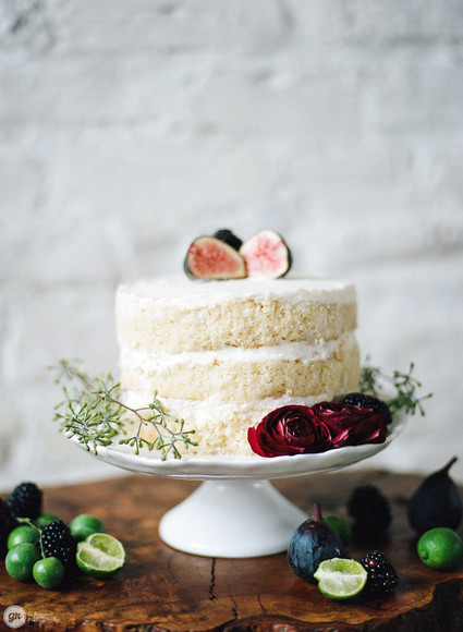 White naked cake