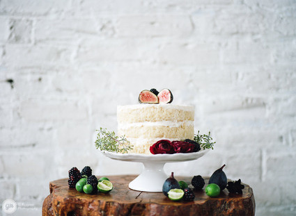 White naked cake