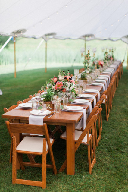 Wood reception table