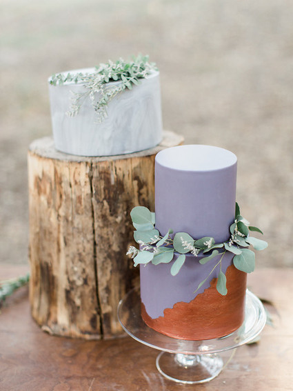 Marbled wedding cake