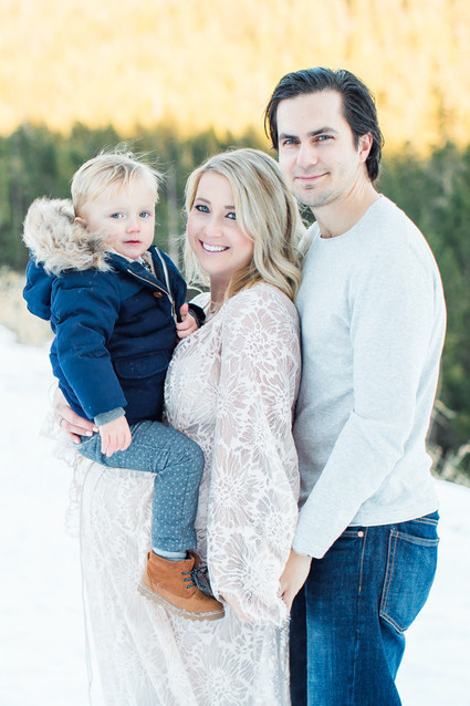 Winter maternity photos