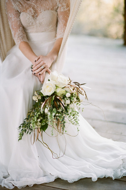 Winter bridal bouquet