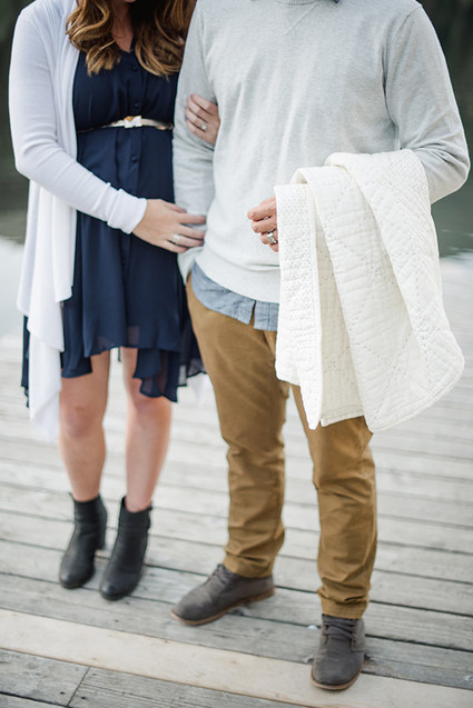 mountain maternity photos in Canada Inspiration