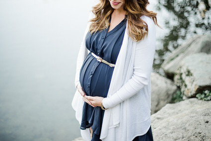 mountain maternity photos in Canada Inspiration