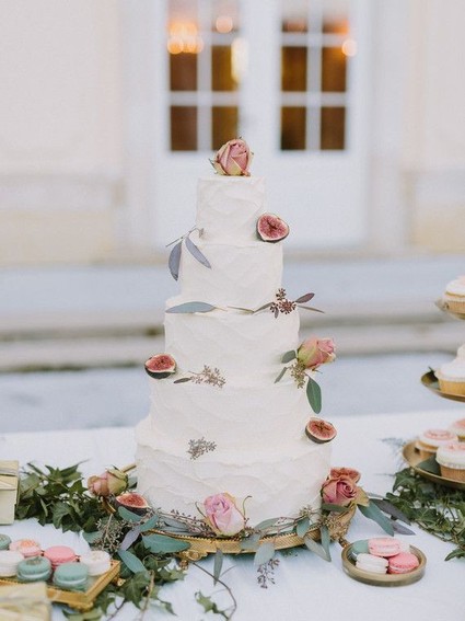 wedding cake