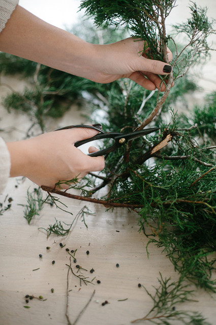 DIY Glam holiday mantel