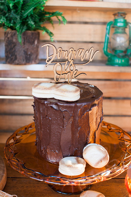 Camping smash cake