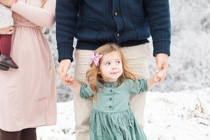 Snowy Utah family photos Inspiration
