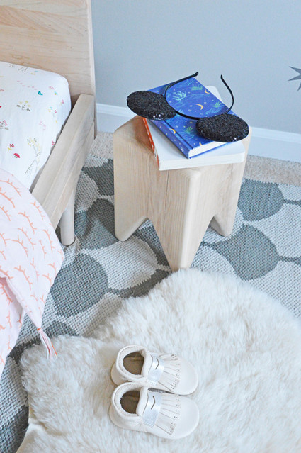 pink and grey girls room Inspiration