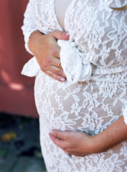 lace maternity dress
