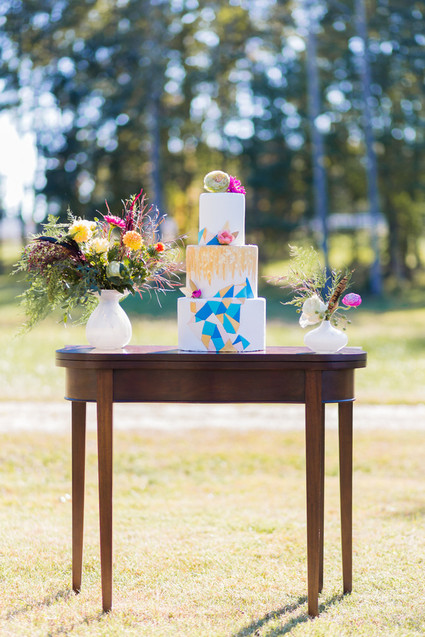 Modern wedding cake