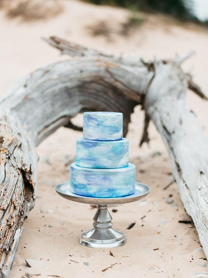 Watercolor wedding cake